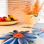 Semesterbostad Lime Andros Maisonette By Hostandros Aprovaton